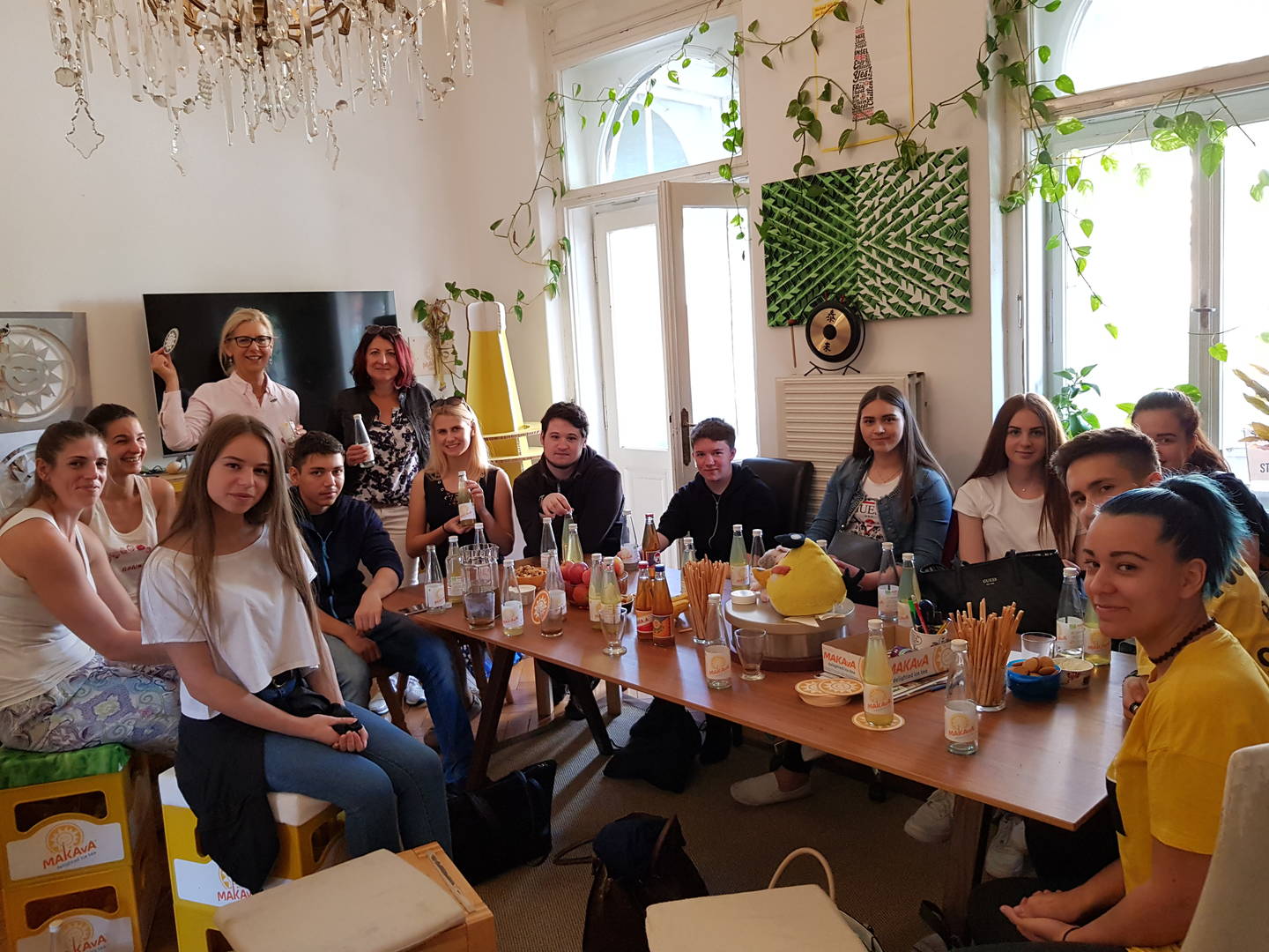 „Schüler gestalten Wandel“ -  Besuch der 3ak der „MAKAvA delighted GmbH“  in Graz 