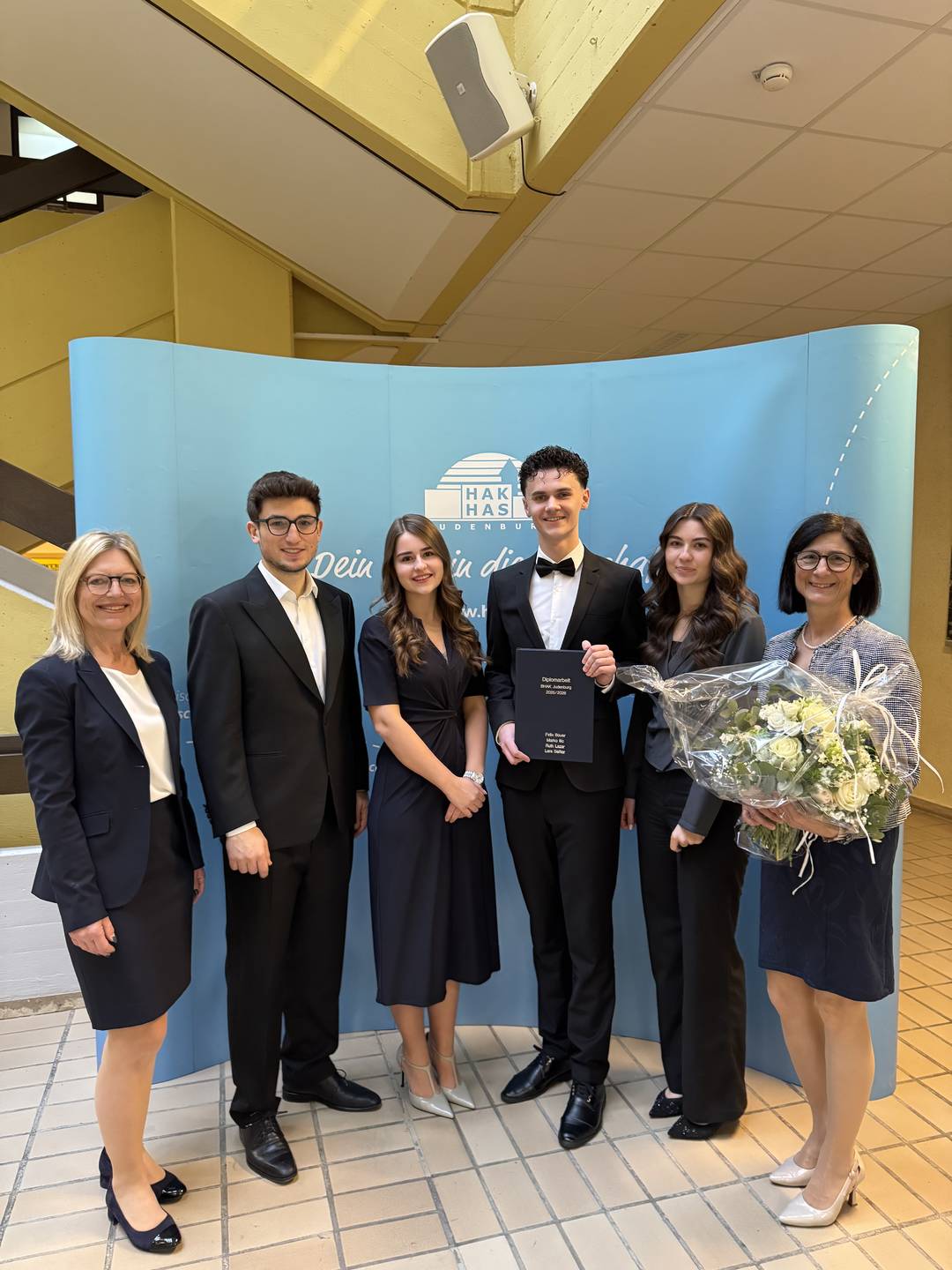 Abgabe der Diplomarbeiten der 5. Klassen 