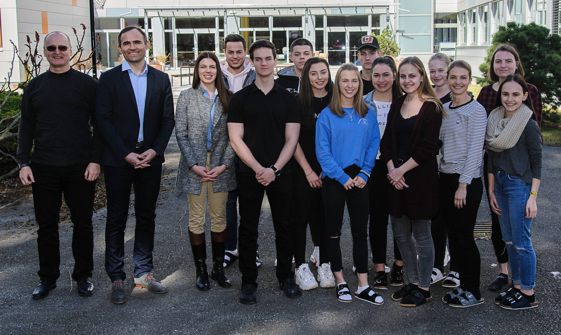 Schüler gestalten Wandel- Merkur Versicherung meets 4AK