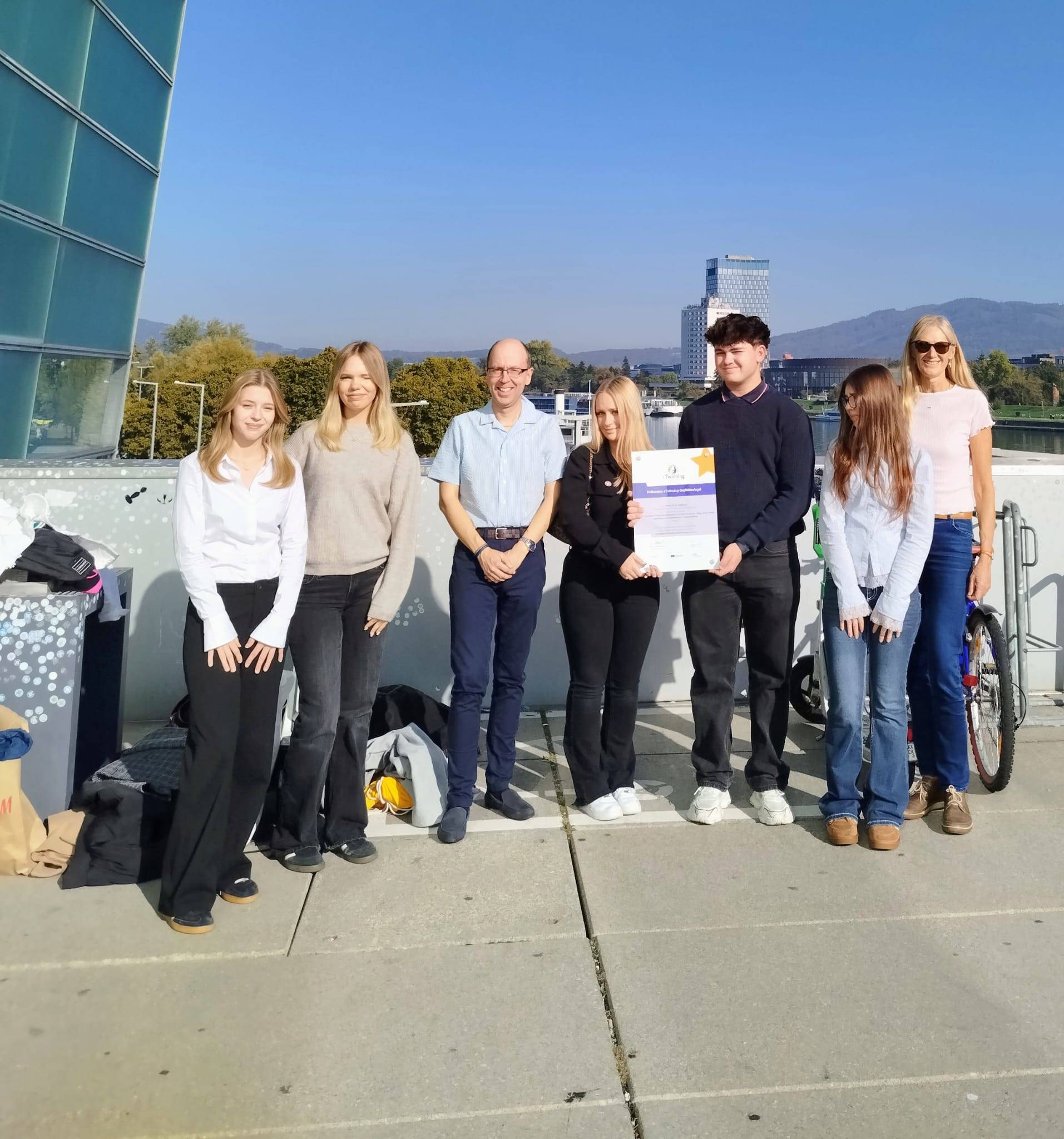 ETwinning-Projekt „Descubre tu camino: Orientación profesional para un futuro exitoso – Scopri la tu